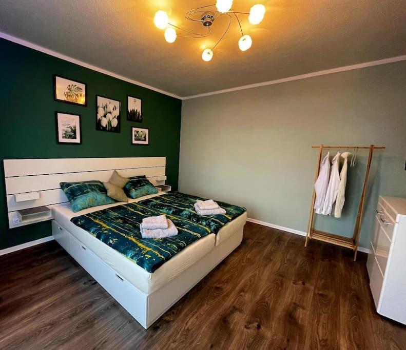 Grosse 3-Zimmer Wohnung, Zentrale Lage. Mülheim an der Ruhr Exteriér fotografie