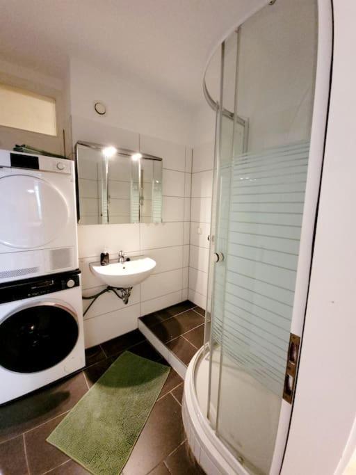 Grosse 3-Zimmer Wohnung, Zentrale Lage. Mülheim an der Ruhr Exteriér fotografie