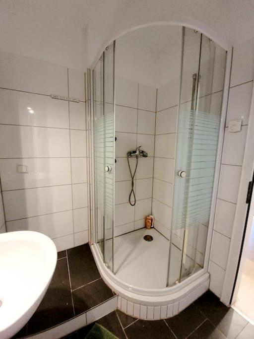 Grosse 3-Zimmer Wohnung, Zentrale Lage. Mülheim an der Ruhr Exteriér fotografie