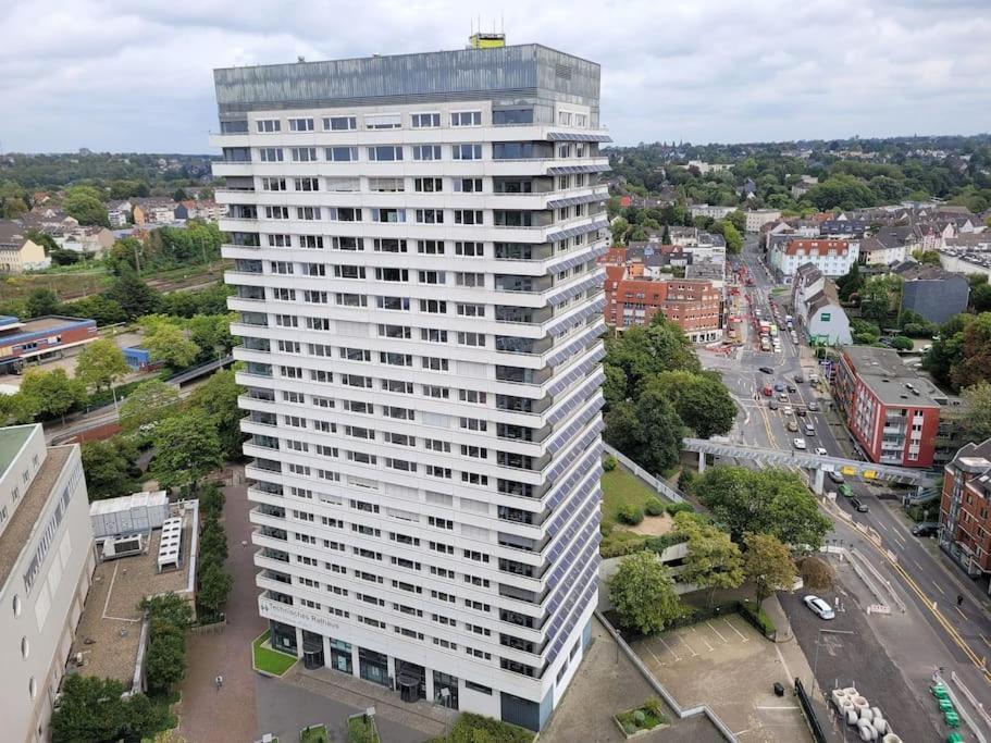 Grosse 3-Zimmer Wohnung, Zentrale Lage. Mülheim an der Ruhr Exteriér fotografie